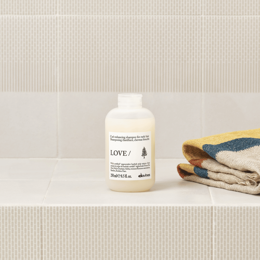 Davines Love Curl Shampoo