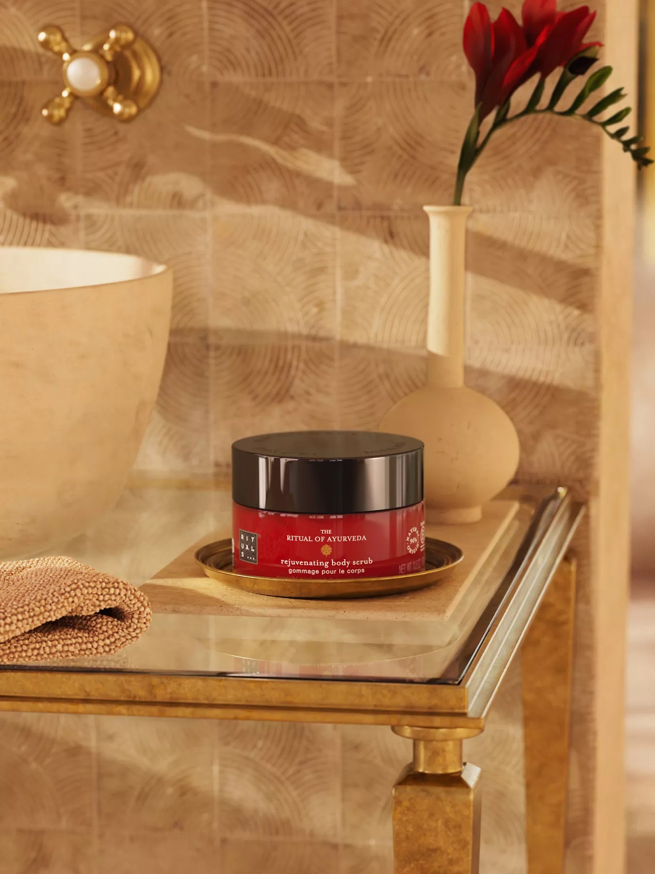 AYURVEDA  esfoliação corporal com sal