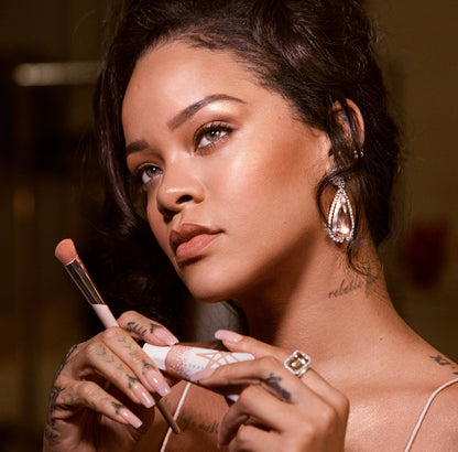 FENTY BEAUTY Liquid Killawatt lluminador Líquido