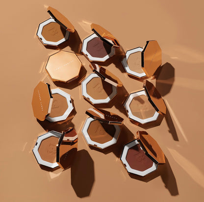 FENTY BEAUTY Sun Stalk'r Instant Warmth Bronzer Pó Bronzeador