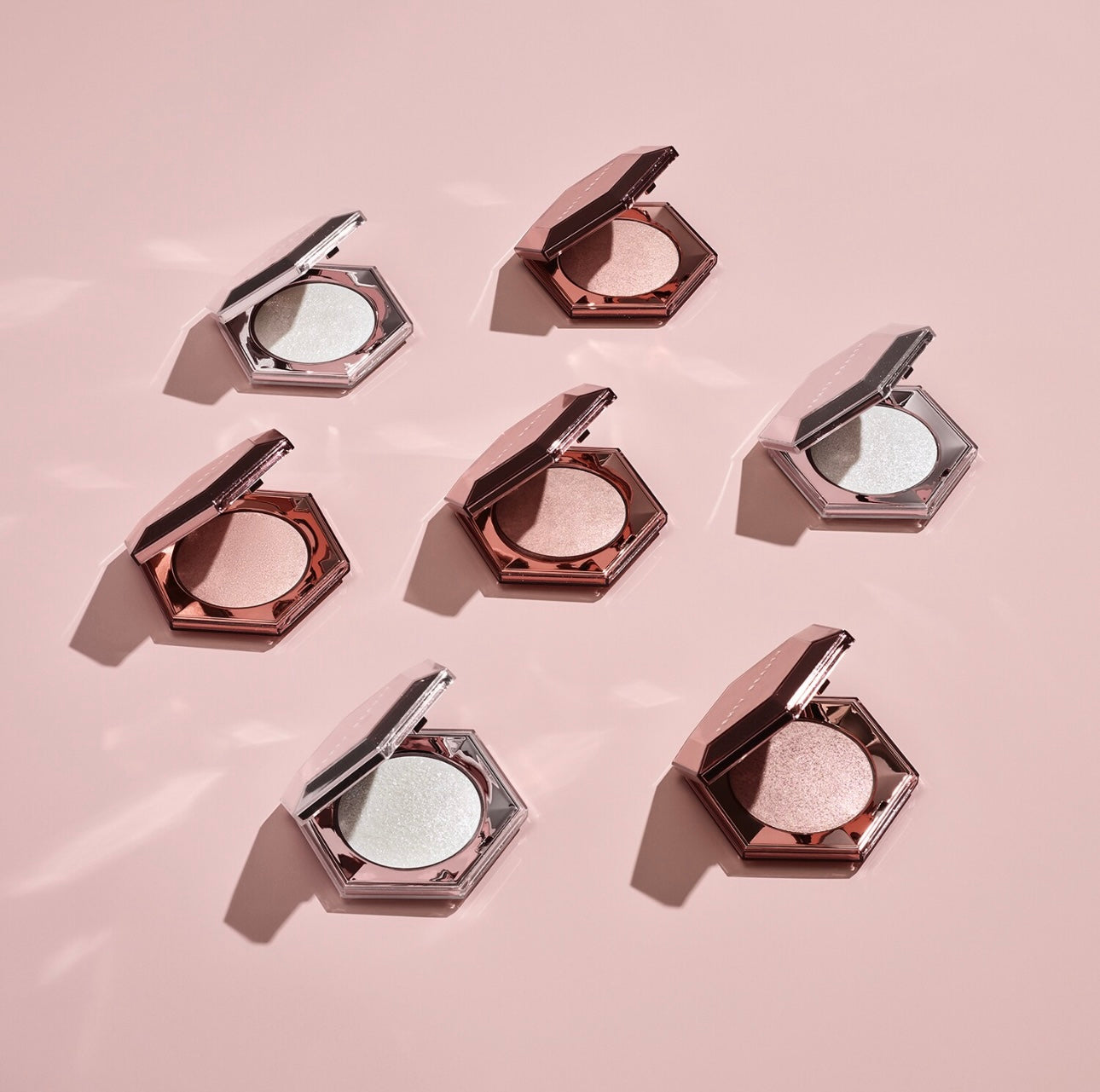 FENTY BEAUTY Diamond Bomb All-Over Diamond Veil Iluminador