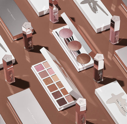 FENTY BEAUTY Gloss Bomb Heat Gloss Iluminador Repulpante